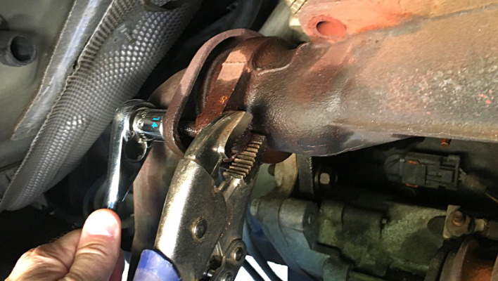 How To Remove Exhaust Flange Bolts